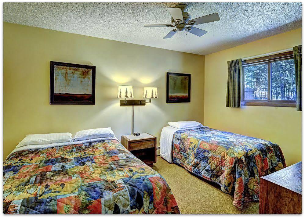 Lake Forest Resort Eagle River Eksteriør billede